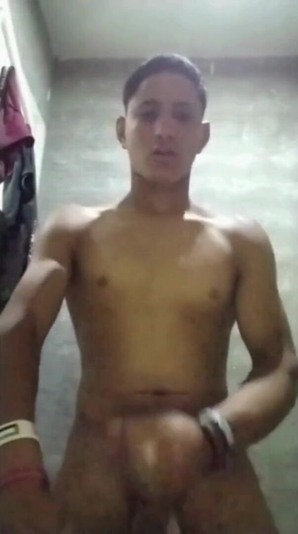 Young moroccan masturbating in the bathroom