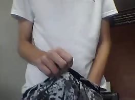 Young white jersey masturbates