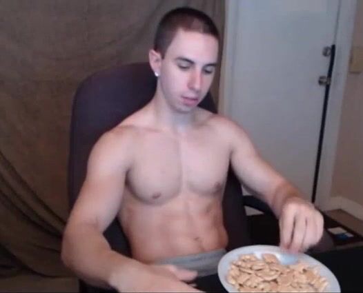 Younger jake orion strokes huge cock and cums on cam