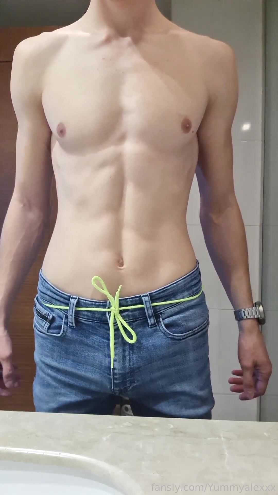 Strip-cam von typ mit tafel schokolade