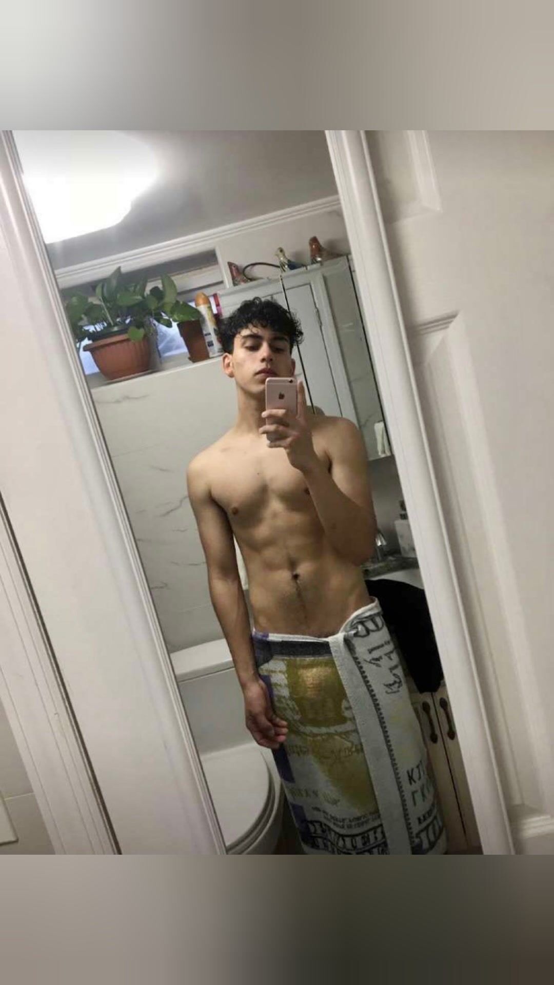 Rodrigo's yummy sextape clip