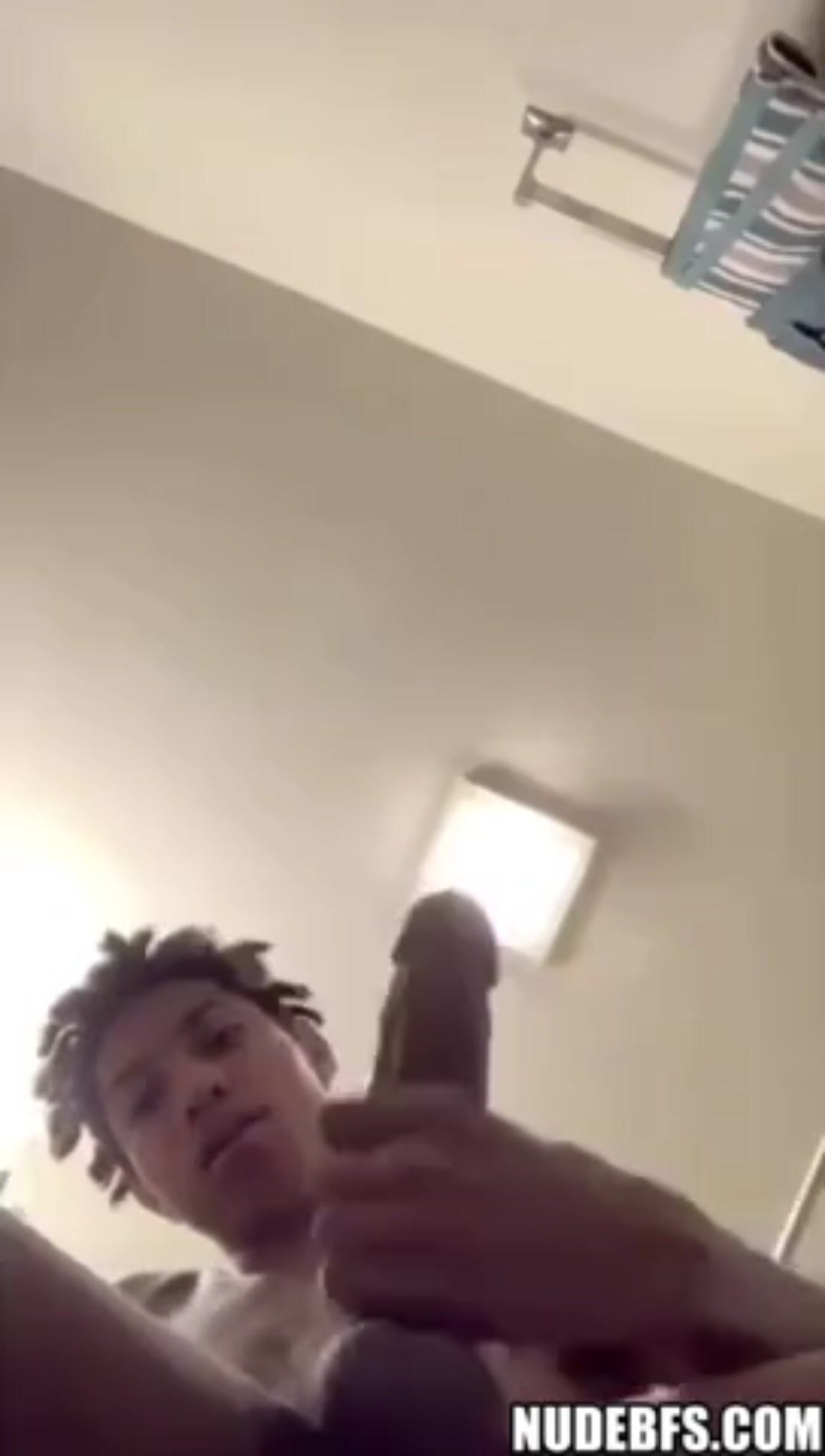 Lightskin zaywoah strokes big cock and cums hard